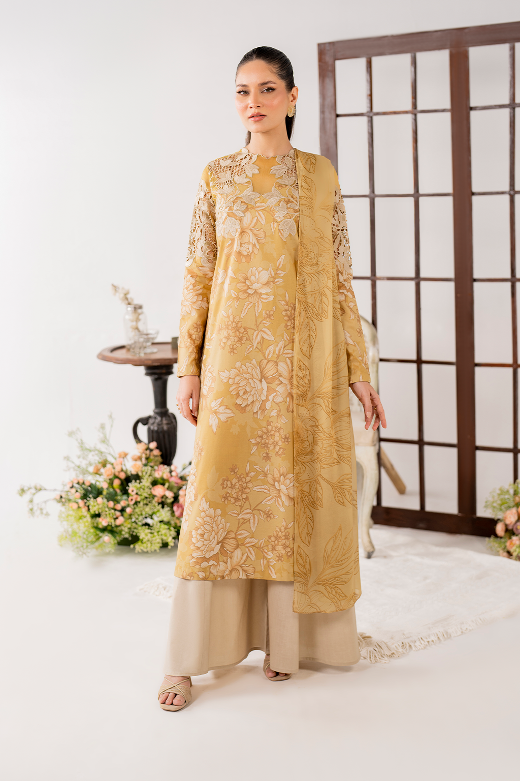 3 PIECE IZNIK PRINTED LAWN SUIT (UE-271)