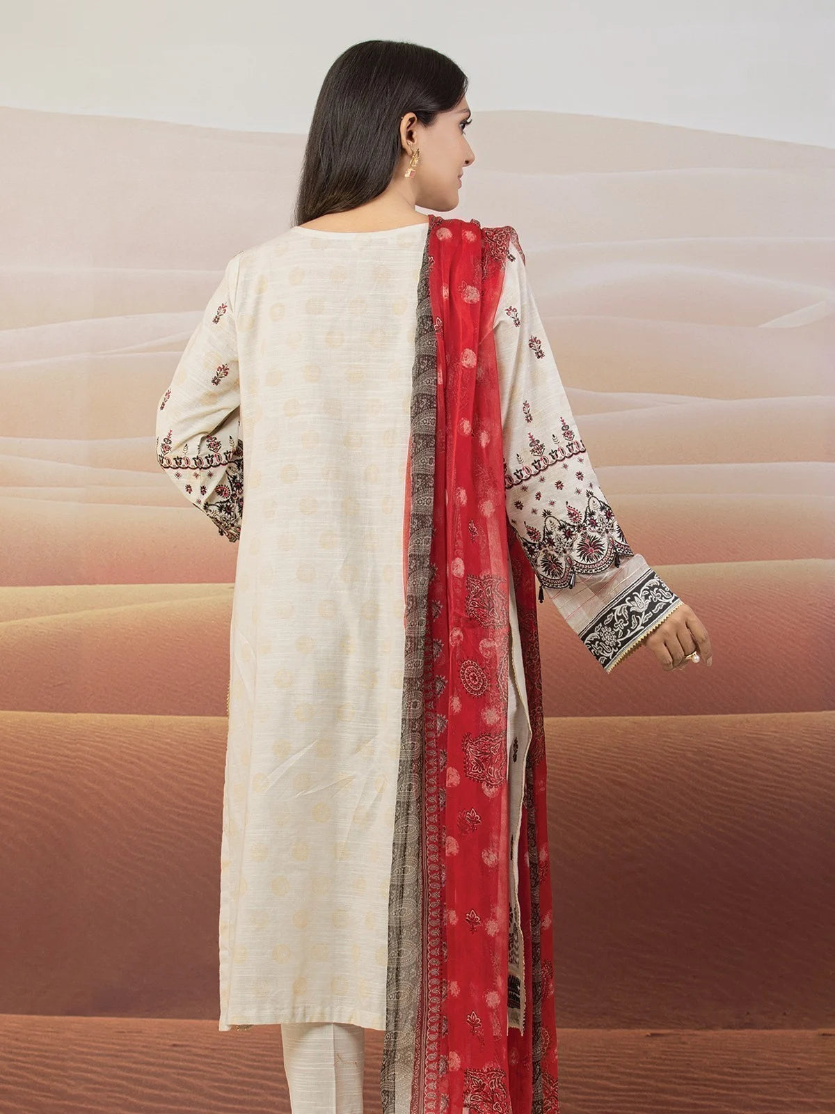 Edenrobe 3 Piece Embroidered Khaddar Suit (EWU22V12-25013) gulbuy.com