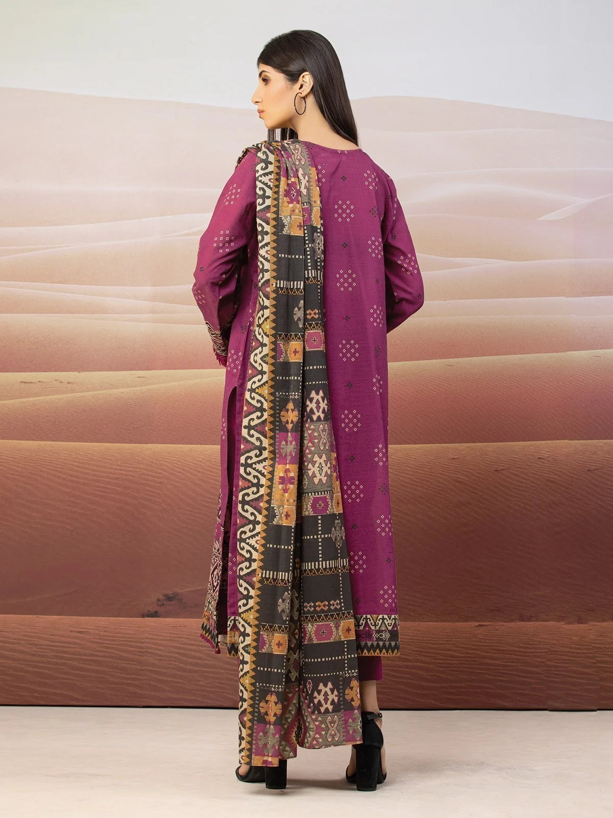Edenrobe 3 Piece Embroidered Printed Suit (EWU22V8-25004)