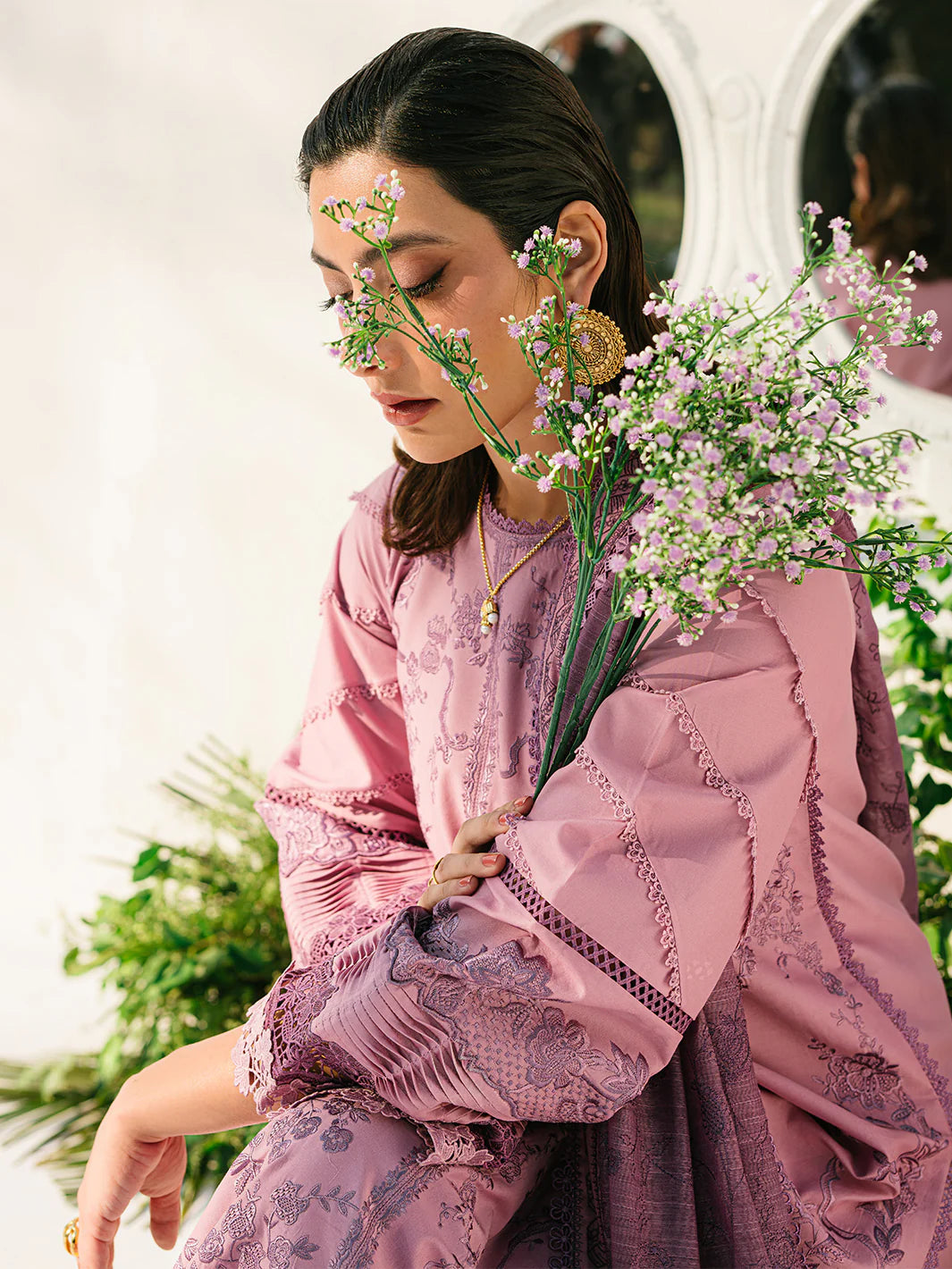 Binilyas 3Pc Embroidered Luxury Lawn Suit 231-B gulbuy.com