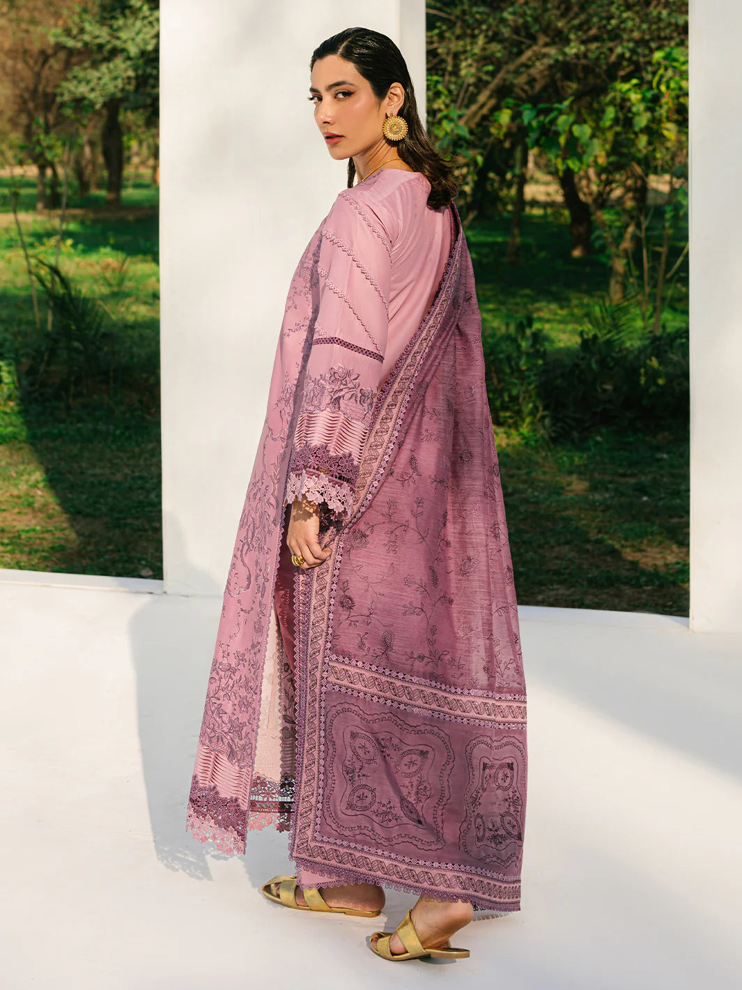 Binilyas 3Pc Embroidered Luxury Lawn Suit 231-B gulbuy.com