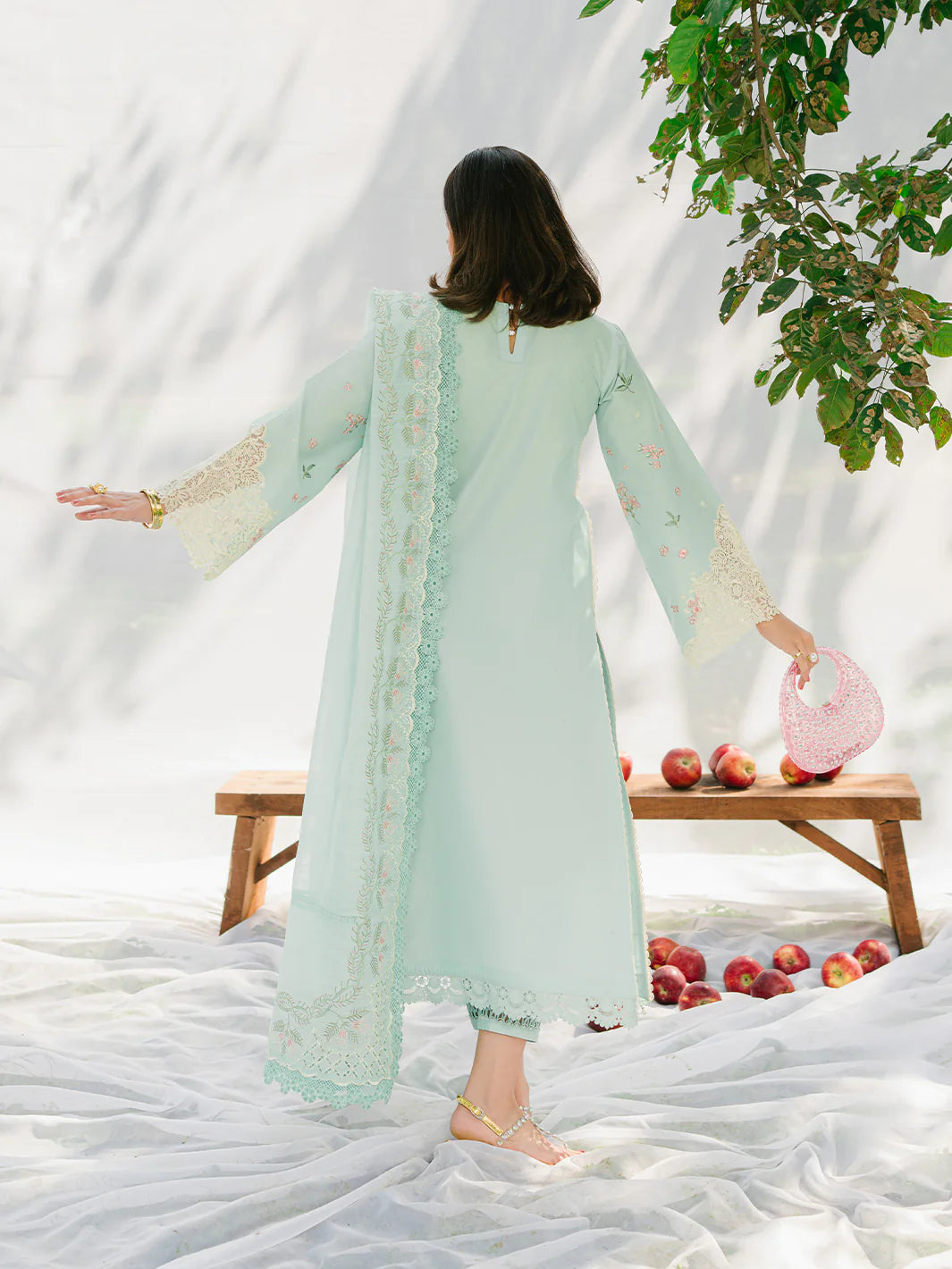 Binilyas 3Pc Embroidered Luxury Lawn Suit 233-B gulbuy.com