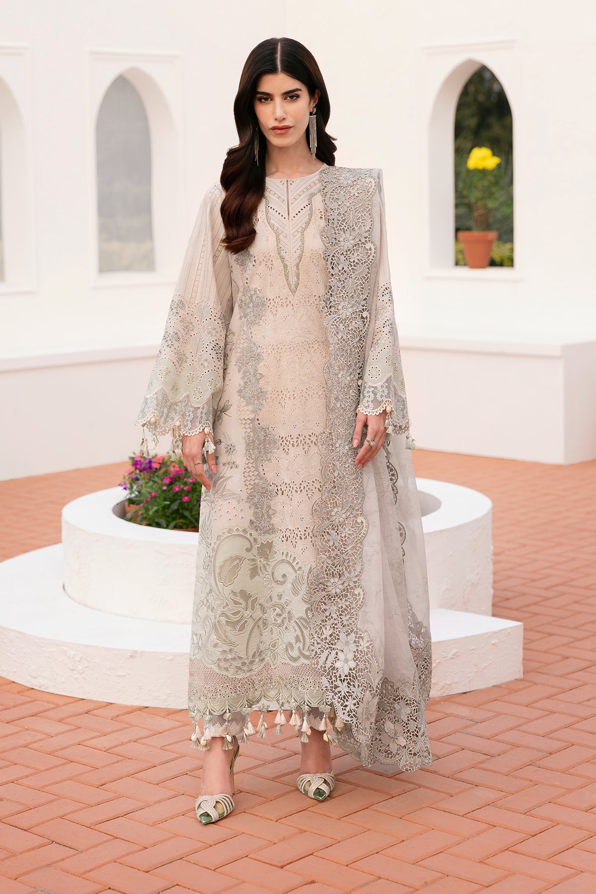 BAROQUE EMBROIDERED LAWN EL-D04 STITCHED