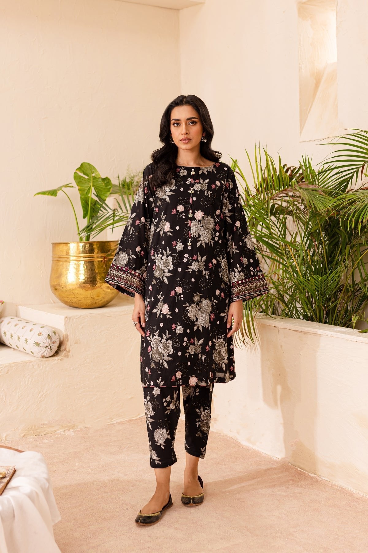 Batik 2Pc Printed Lawn Suit (Black-Pearl-2Pc)