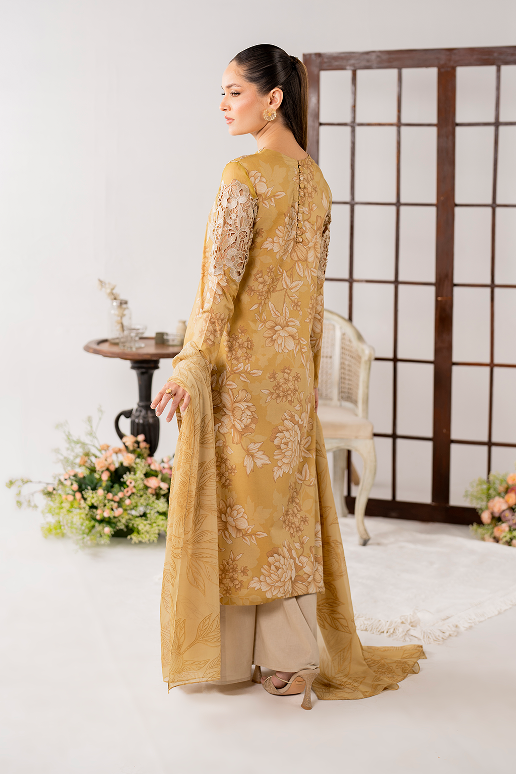 3 PIECE IZNIK PRINTED LAWN SUIT (UE-271) gulbuy.com