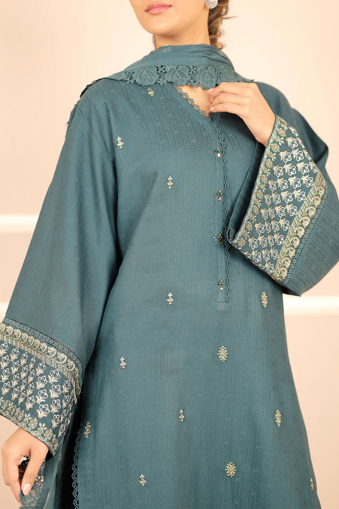 Saya 3Pc Embroidered Self Jacquard Suit WUNS-5376 gulbuy.com