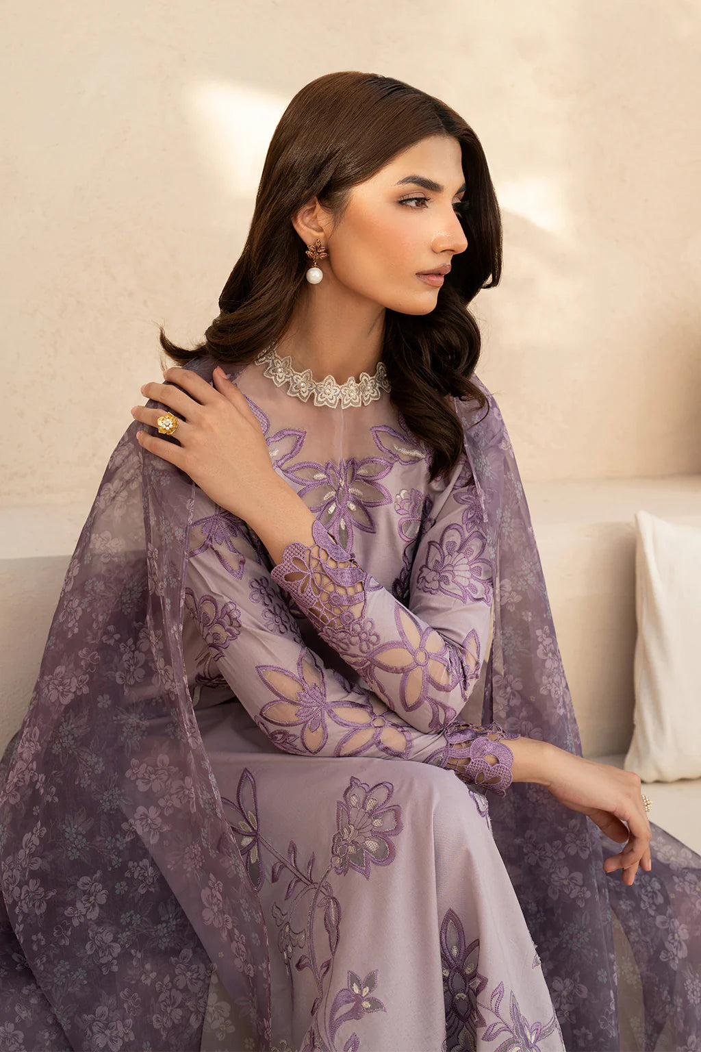 Iznik 3Pc Embroidered Lawn Suit EFL-01 gulbuy.com