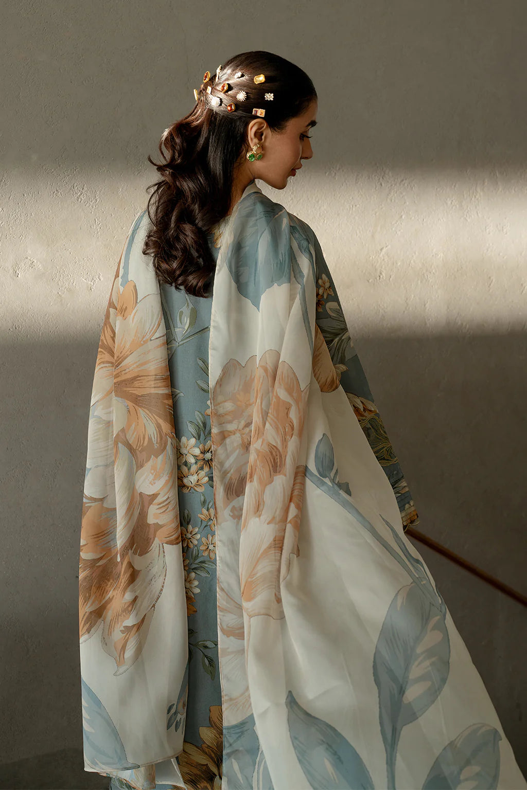 Iznik 3PC Printed Lawn Suit UE-409 gulbuy.com