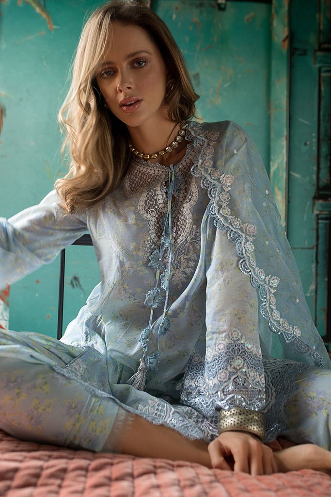 SOBIA NAZIR 3PC EMBROIDERED ORGANZA SUIT (SV24-2A)