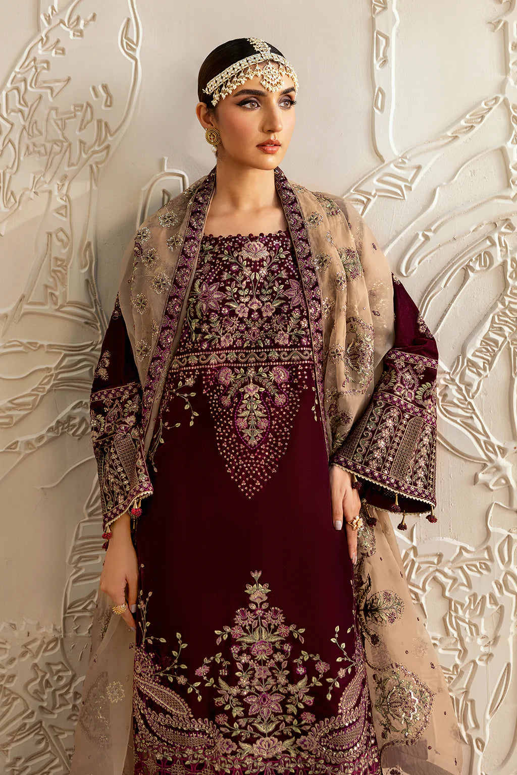 Ramsha 3Pc Embroidered Velvet Suit V-601 gulbuy.com