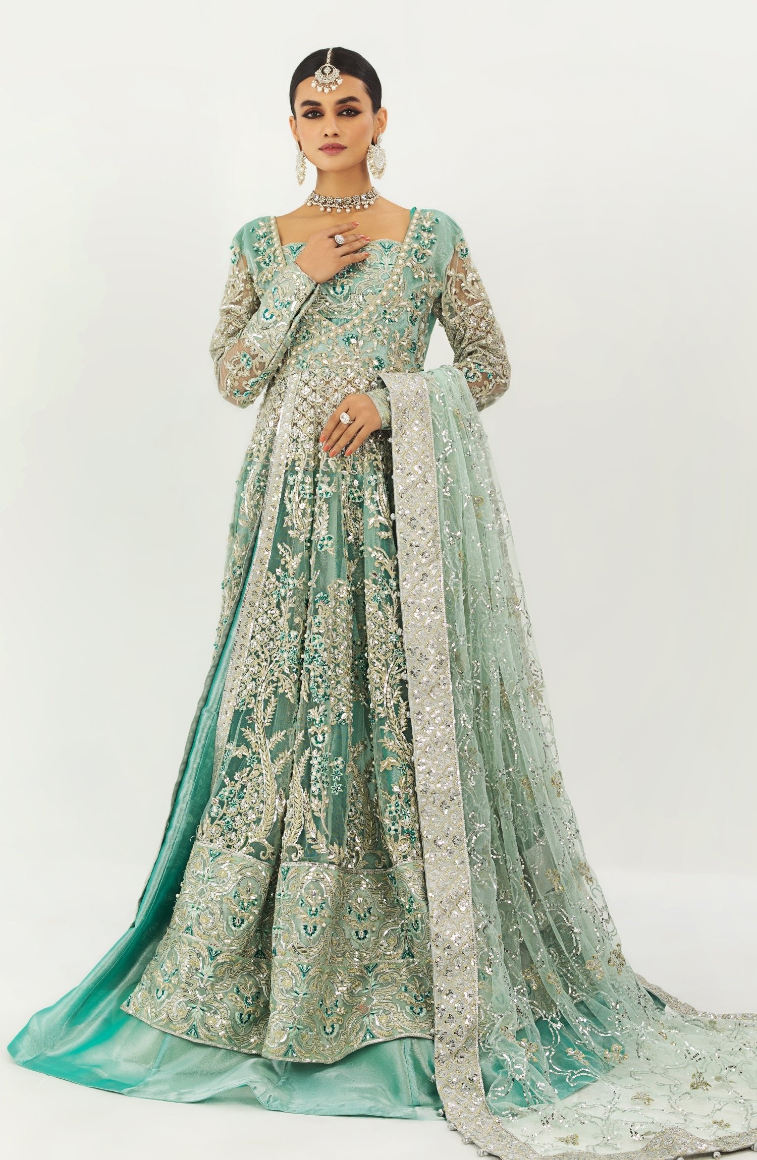 MARYUM &amp; MARIA 3PC EMBROIDERED ORGANZA SUIT (QFM-0011)
