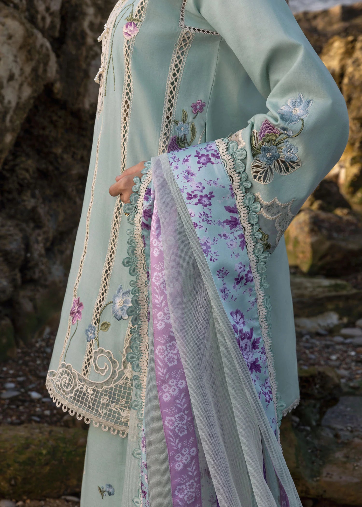 Crimson 3Pc Embroidered Lawn Suit Floral Crush-D6 A gulbuy.com