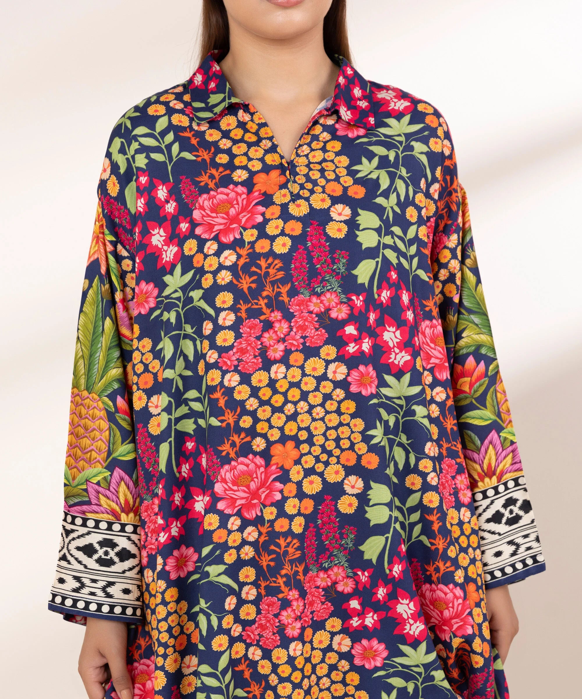 Sapphire 2Pc Printed Lawn Suit 2SEPRW25V110-999 gulbuy.com