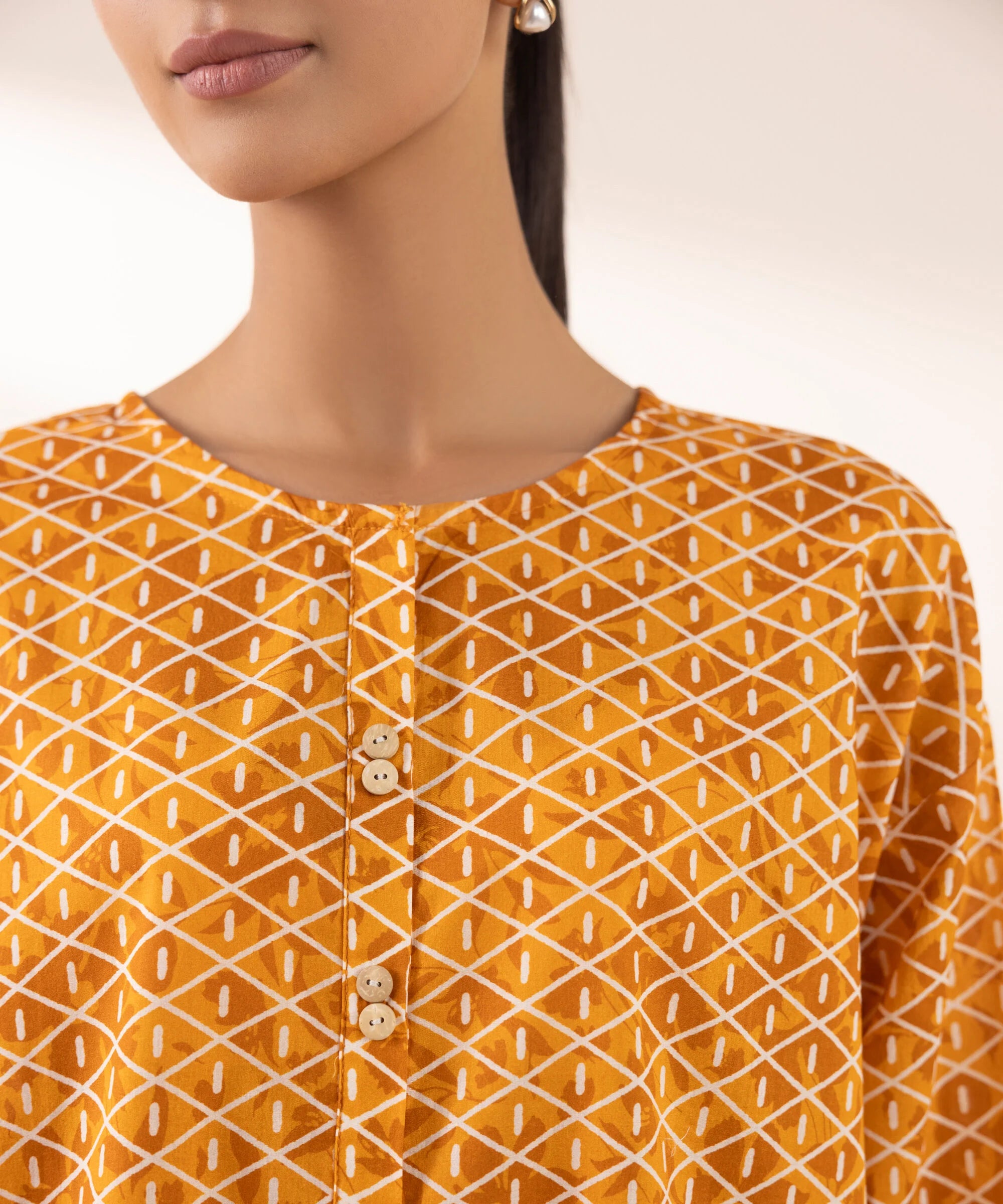 Sapphire 2Pc Printed Lawn Suit 2STPRW25V124-999 gulbuy.com