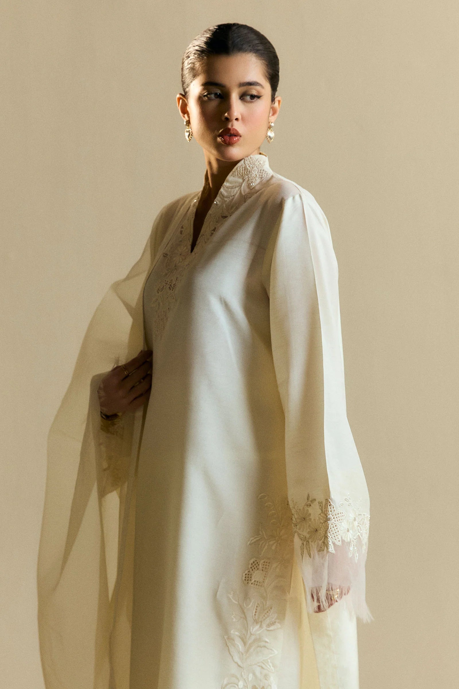 Zara Shahjahan 3Pc Embroidered Raw Silk Suit ZR25F0227 gulbuy.com