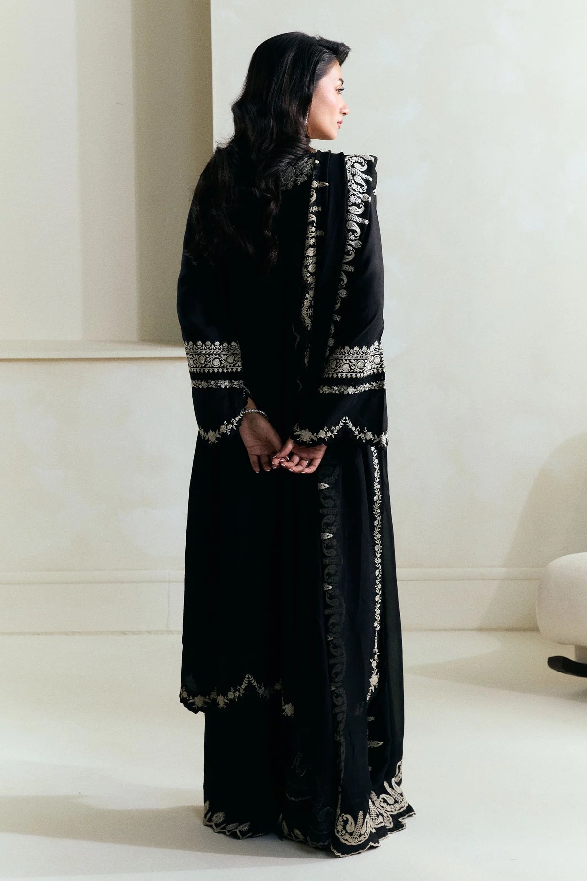 Zara Shahjahan 3Pc Embroidered Raw Silk Suit ZR25F0547 gulbuy.com