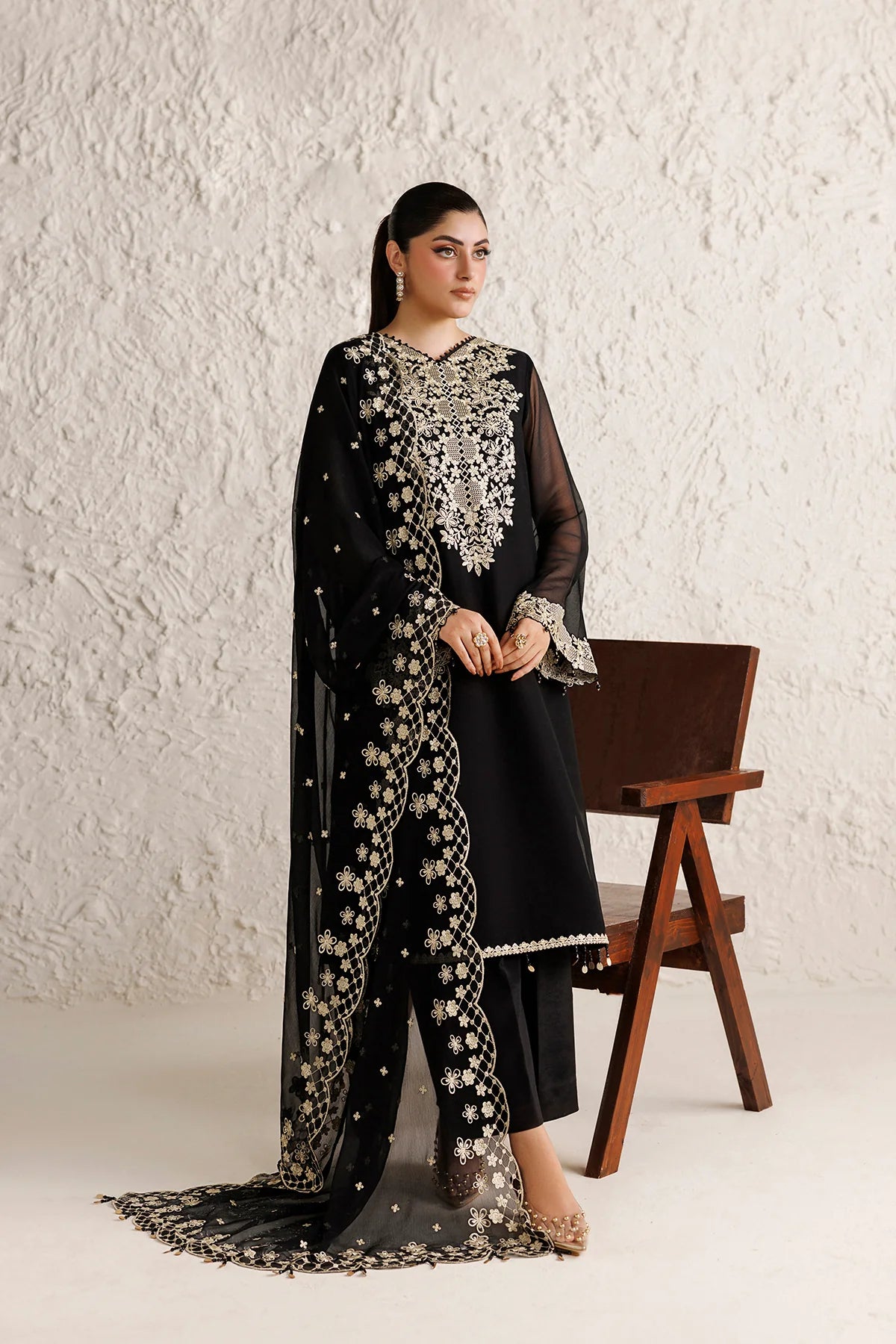 Farasha 3Pc Embroidered Chiffon Suit Orvelia