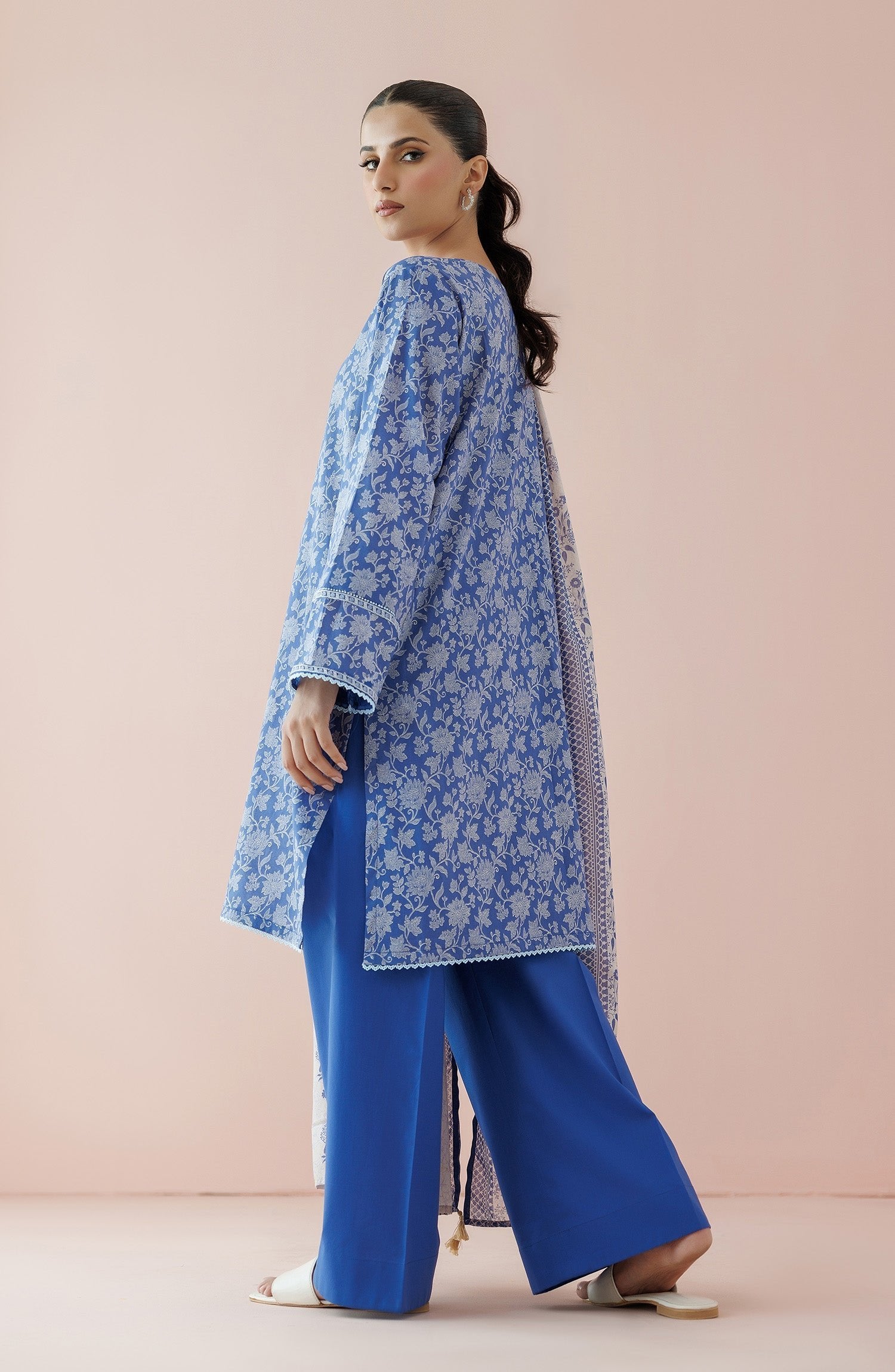 Orient 3 Piece Printed Lawn Suit (OTL-24-139/U-PURPLE)