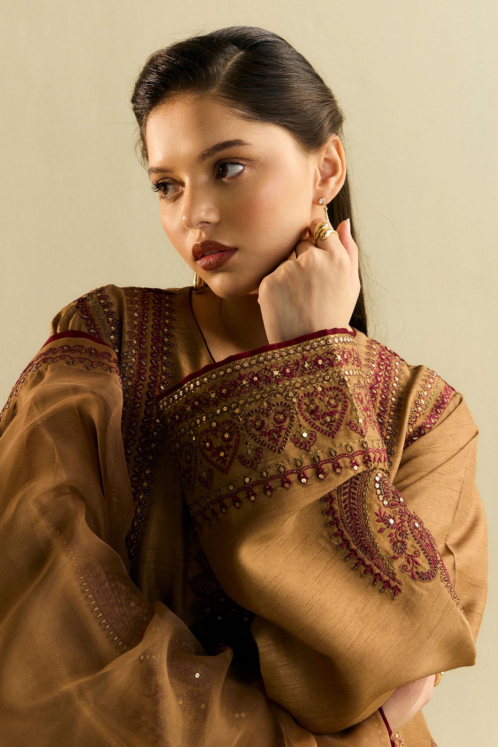 Zara Shahjahan 3Pc Embroidered Raw Silk Suit ZR25F0224 gulbuy.com