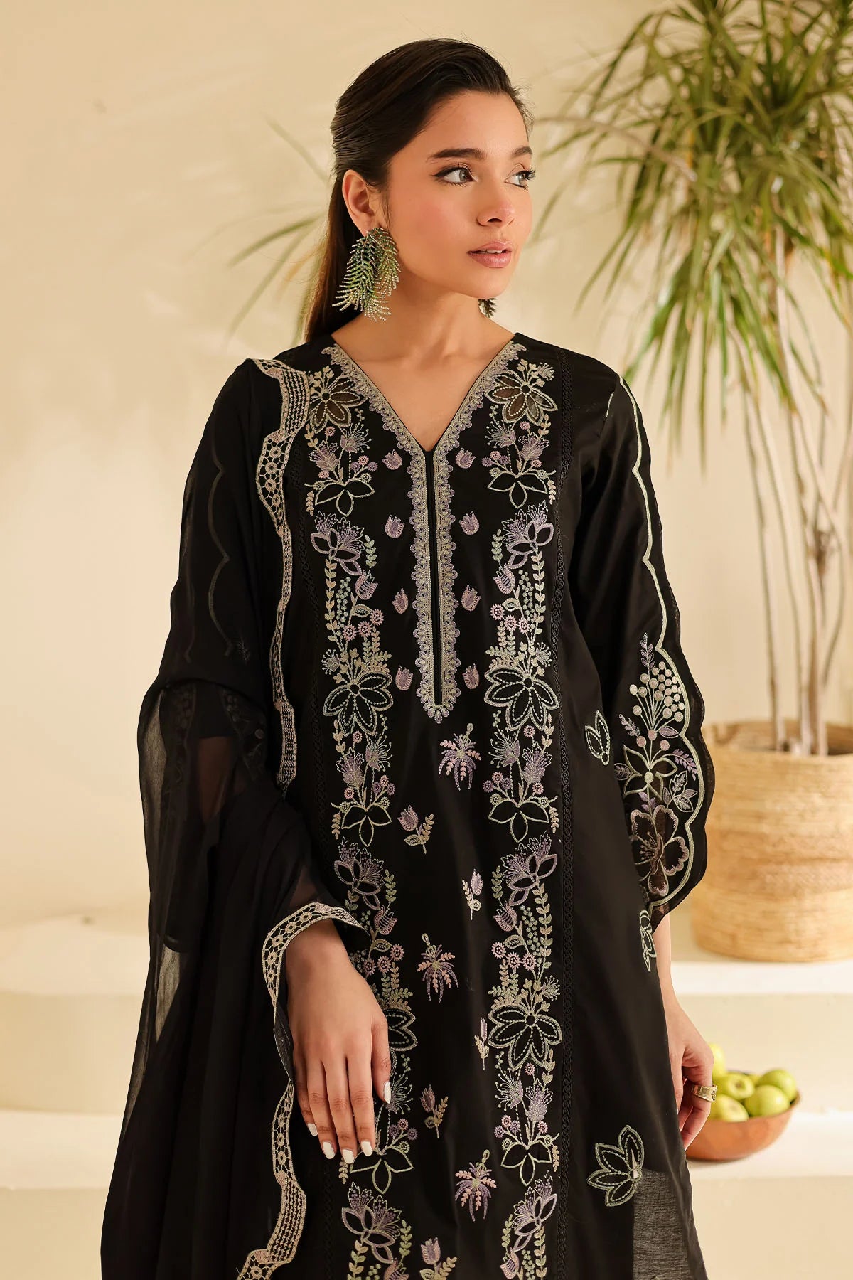 Nureh 3Pc Embroidered Lawn Suit NP-615 gulbuy.com