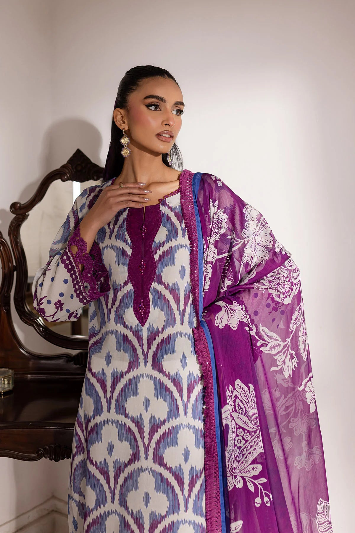 Nureh 3Pc Printed Lawn Suit SP-147 gulbuy.com