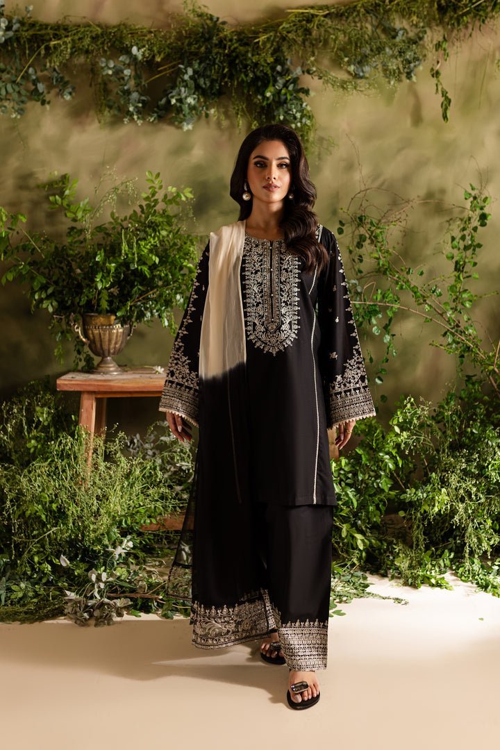 Batik 3Pc Embroidered Lawn Suit (Yang-3Pc)