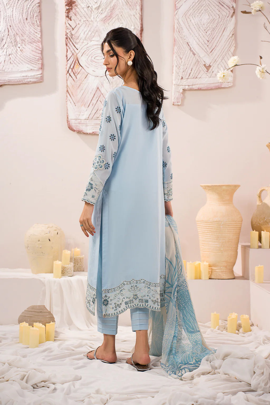 Iznik 3PC Embroidered Lawn Suit UE-208 gulbuy.com