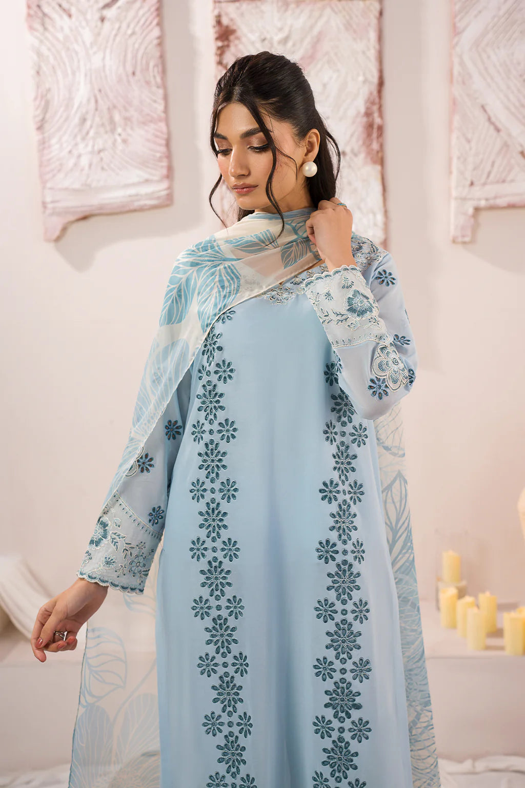 Iznik 3PC Embroidered Lawn Suit UE-208 gulbuy.com