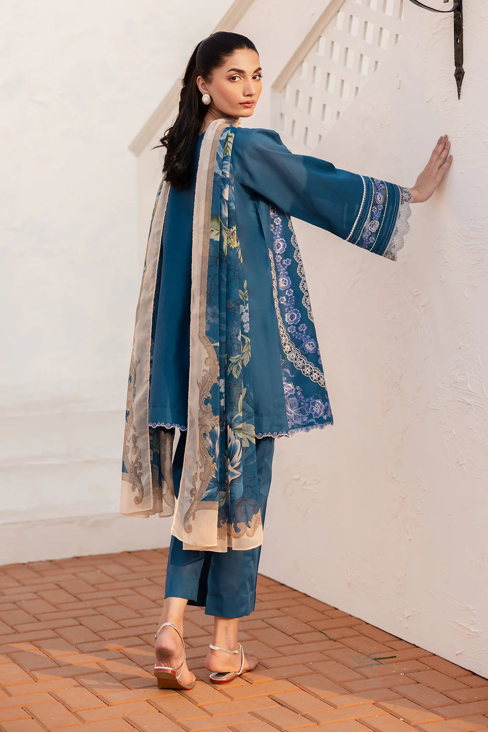 Baroque 3Pc Embroidered Lawn Suit UF-4148 gulbuy.com