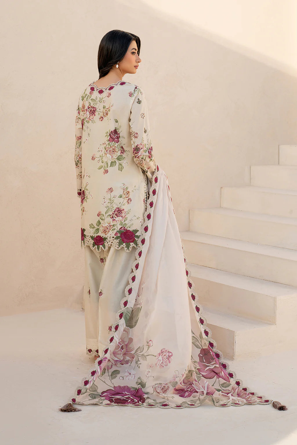 Iznik 3Pc Embroidered Lawn Suit EFL-05 gulbuy.com