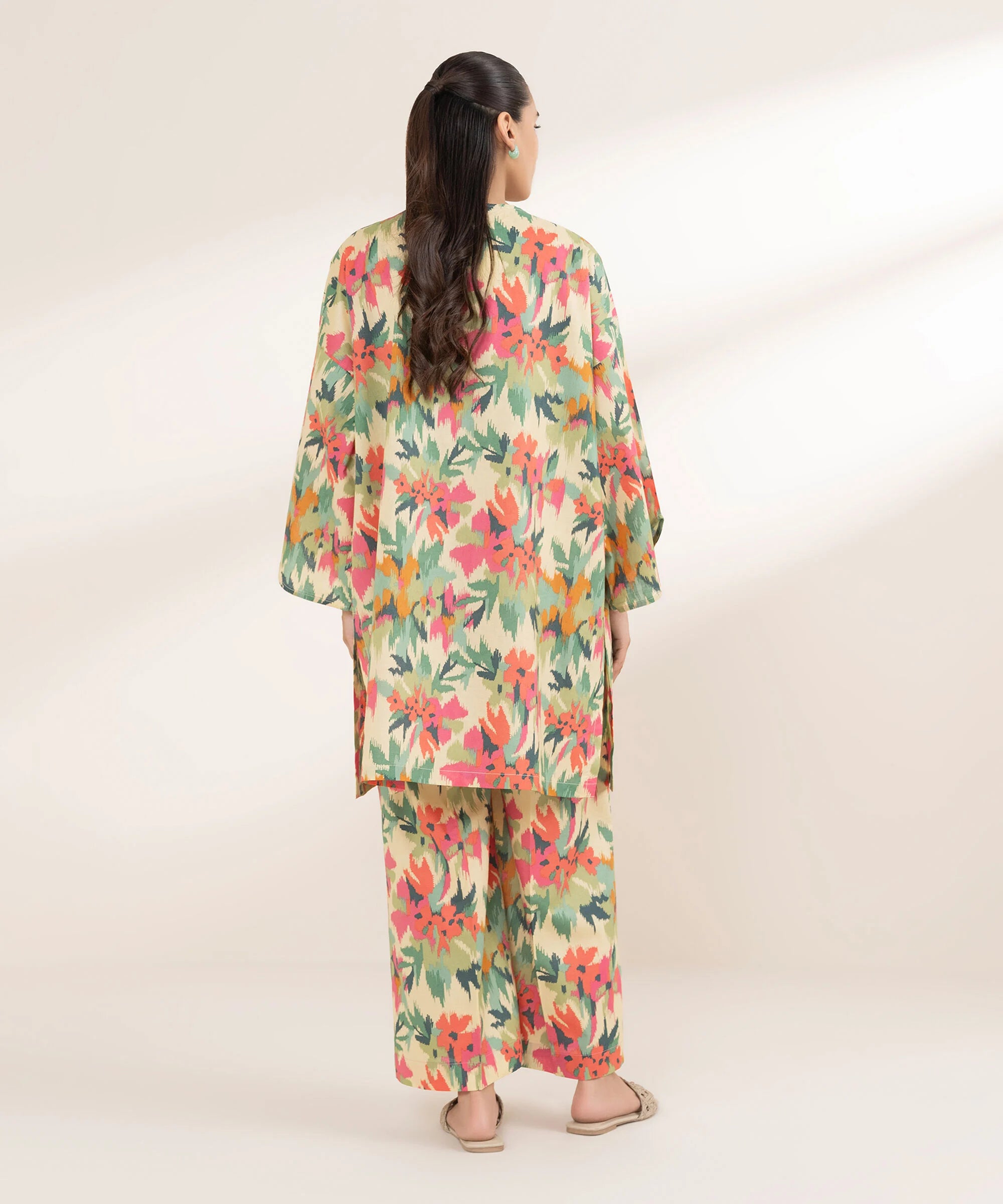 Sapphire 2Pc Printed Lawn Suit 3PBP4UW2529S-999 gulbuy.com