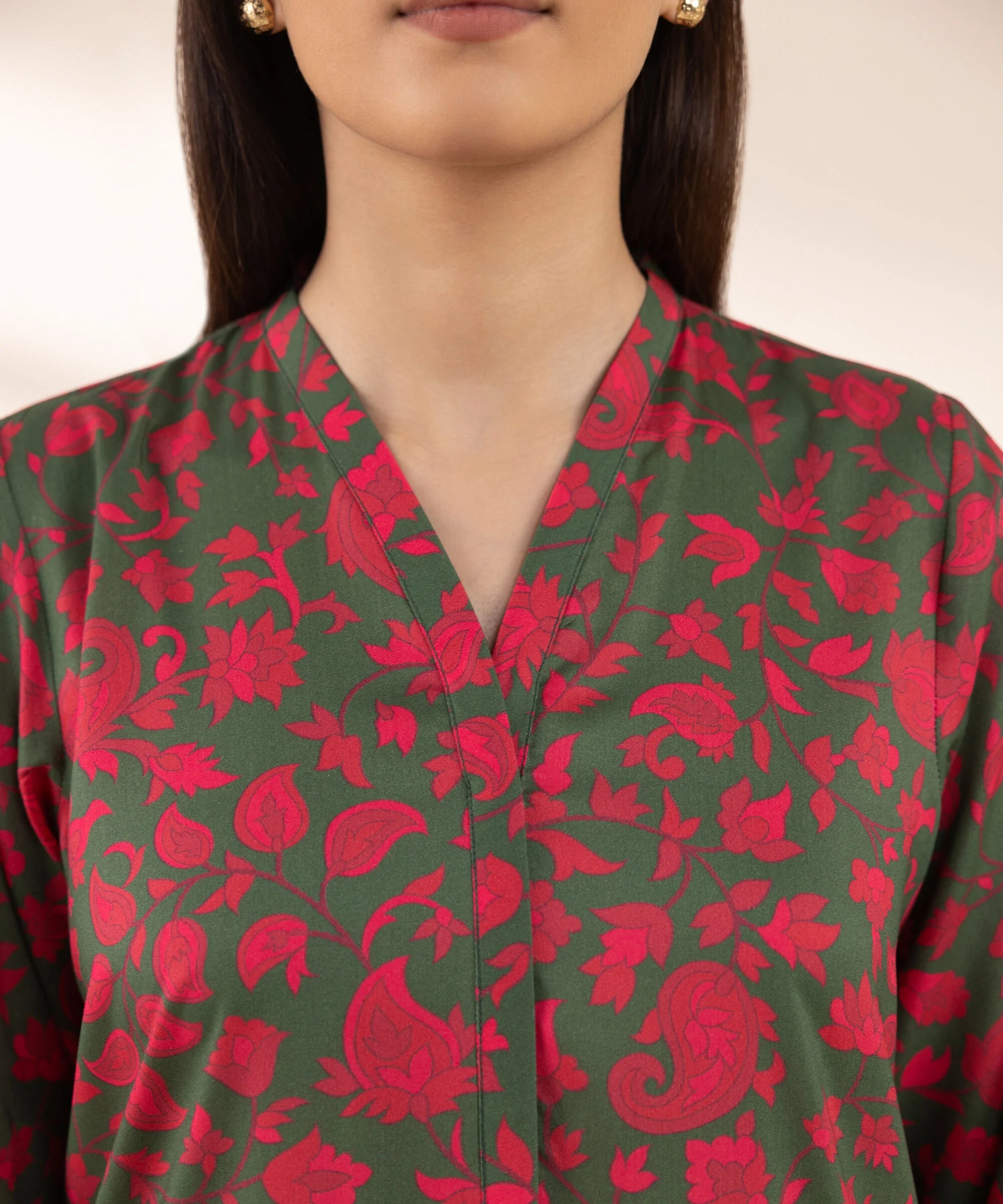 Sapphire 2Pc Printed Lawn Suit 3PCDFW25V146-999 gulbuy.com