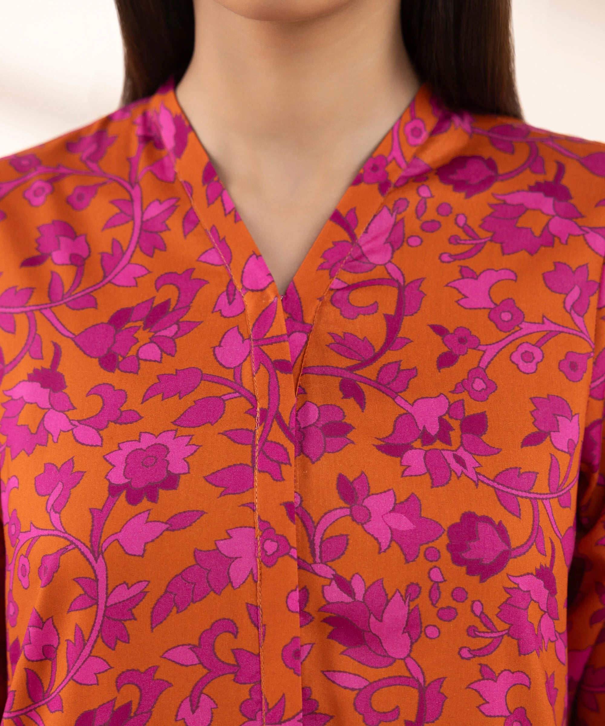 Sapphire 2Pc Printed Lawn Suit 3PCDFW25V147-999 gulbuy.com