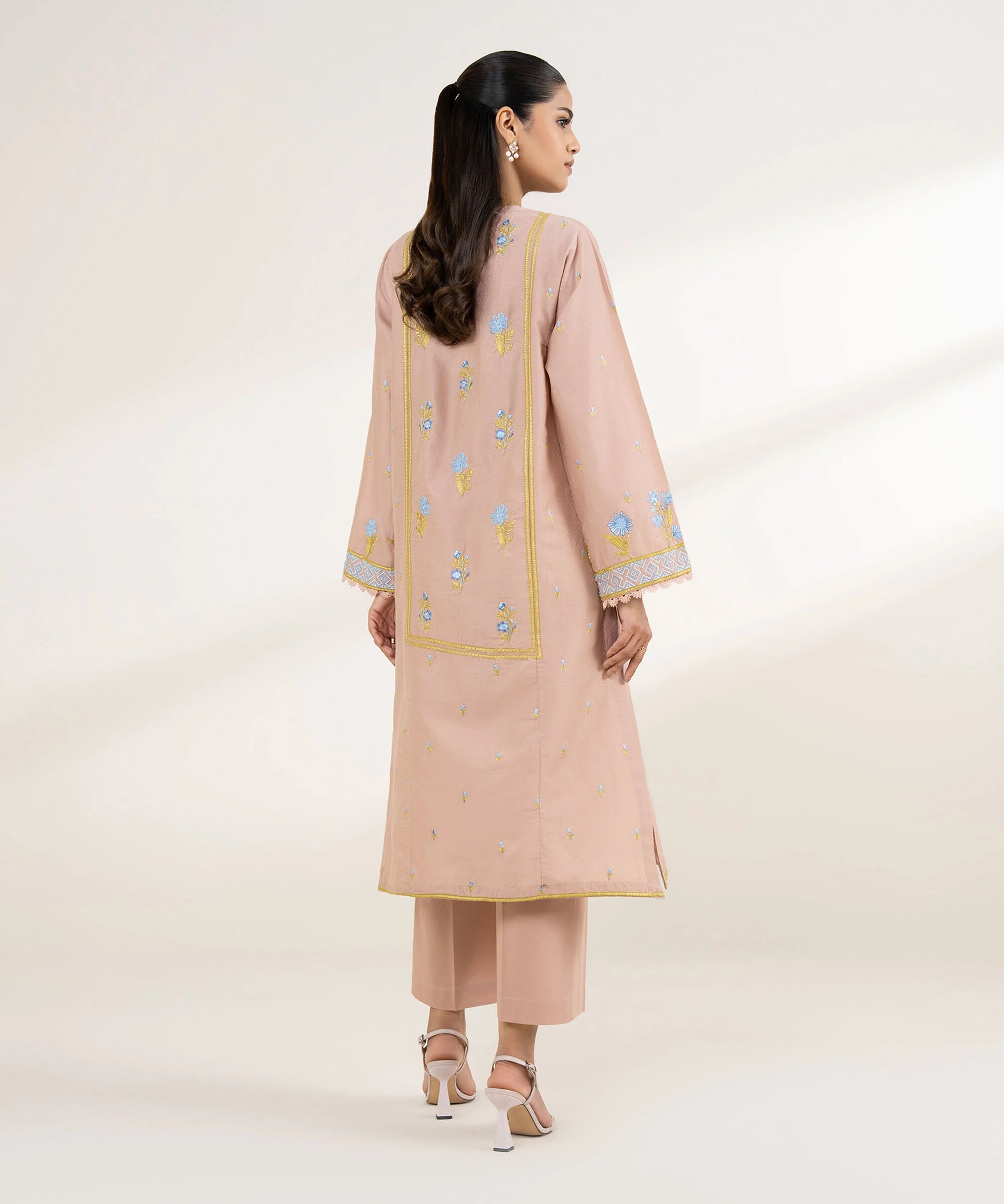 Sapphire 2Pc Embroidered Lawn Suit 3PRDF25V486S-999 gulbuy.com