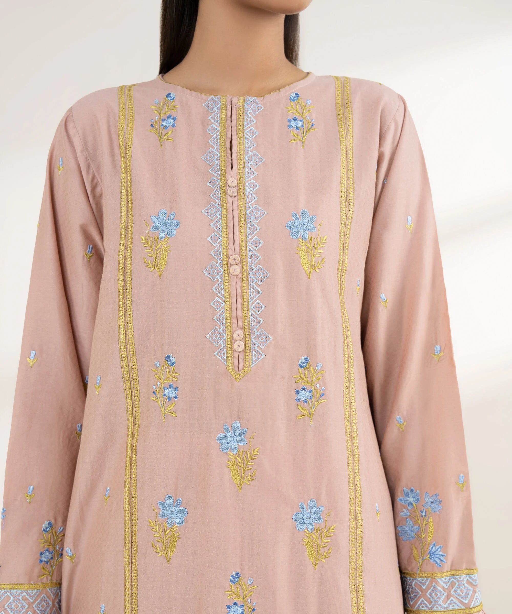Sapphire 2Pc Embroidered Lawn Suit 3PRDF25V486S-999 gulbuy.com