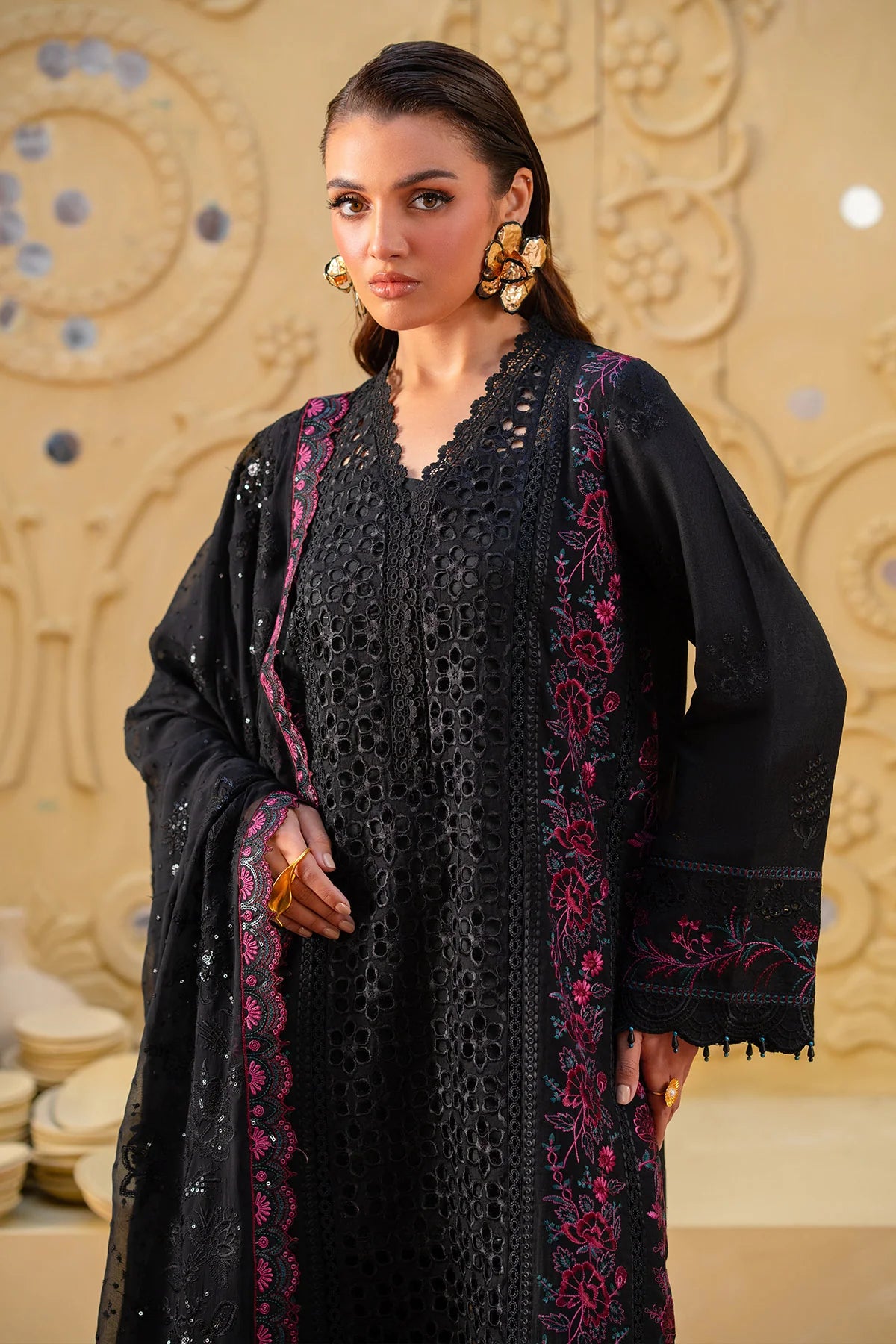 Nureh 3Pc Embroidered Karandi Suit NE-135 gulbuy.com