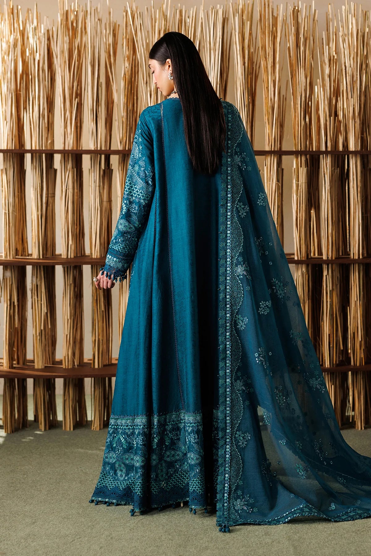 Baroque 3Pc Embroidered Lawn Suit EL26-D04 gulbuy.com
