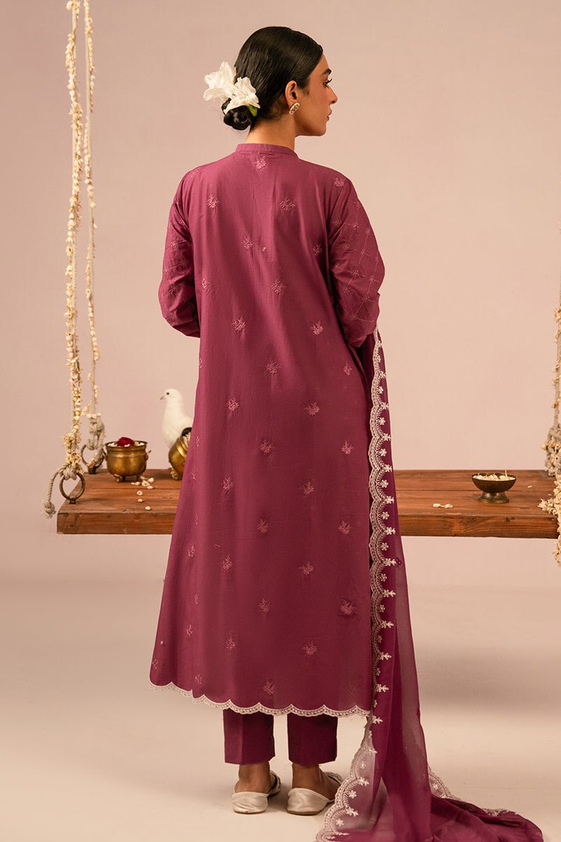 CROSS STITCH 3 PIECE EMBROIDERED LAWN SUIT (0124RTSEMBLWN0201)