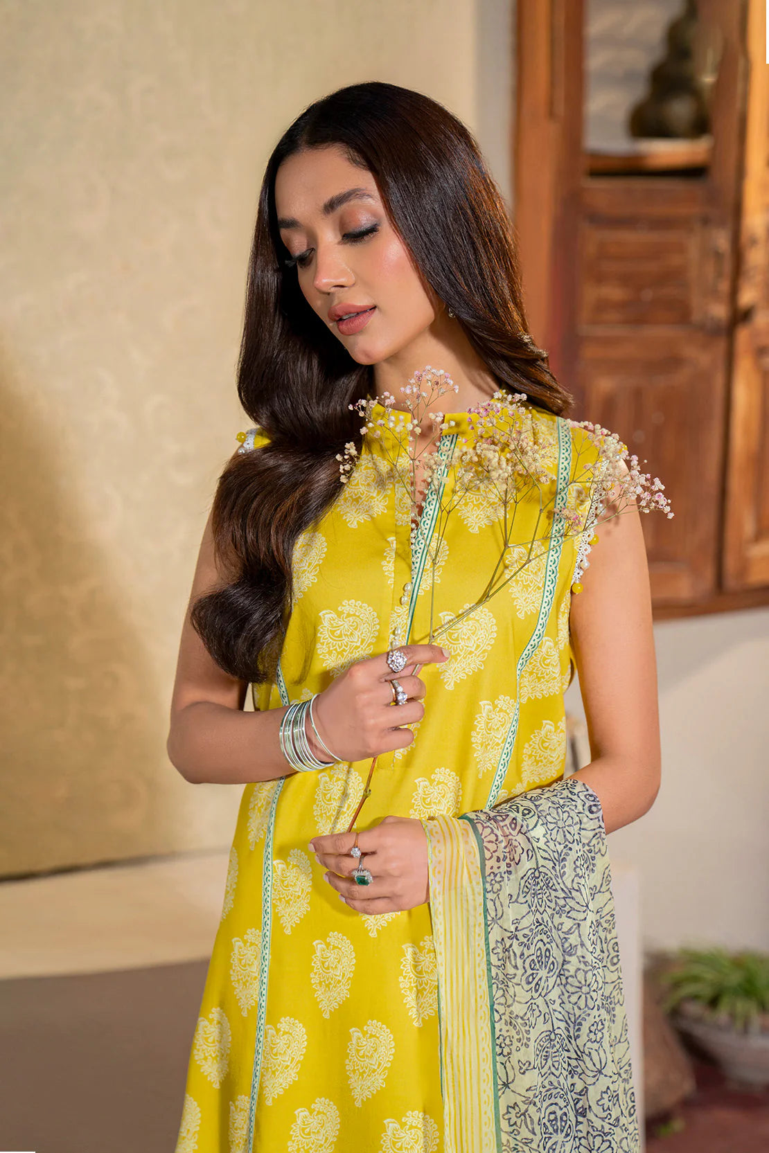 So Kamal 2Pc Printed Lawn Suit DPL 4869-A gulbuy.com