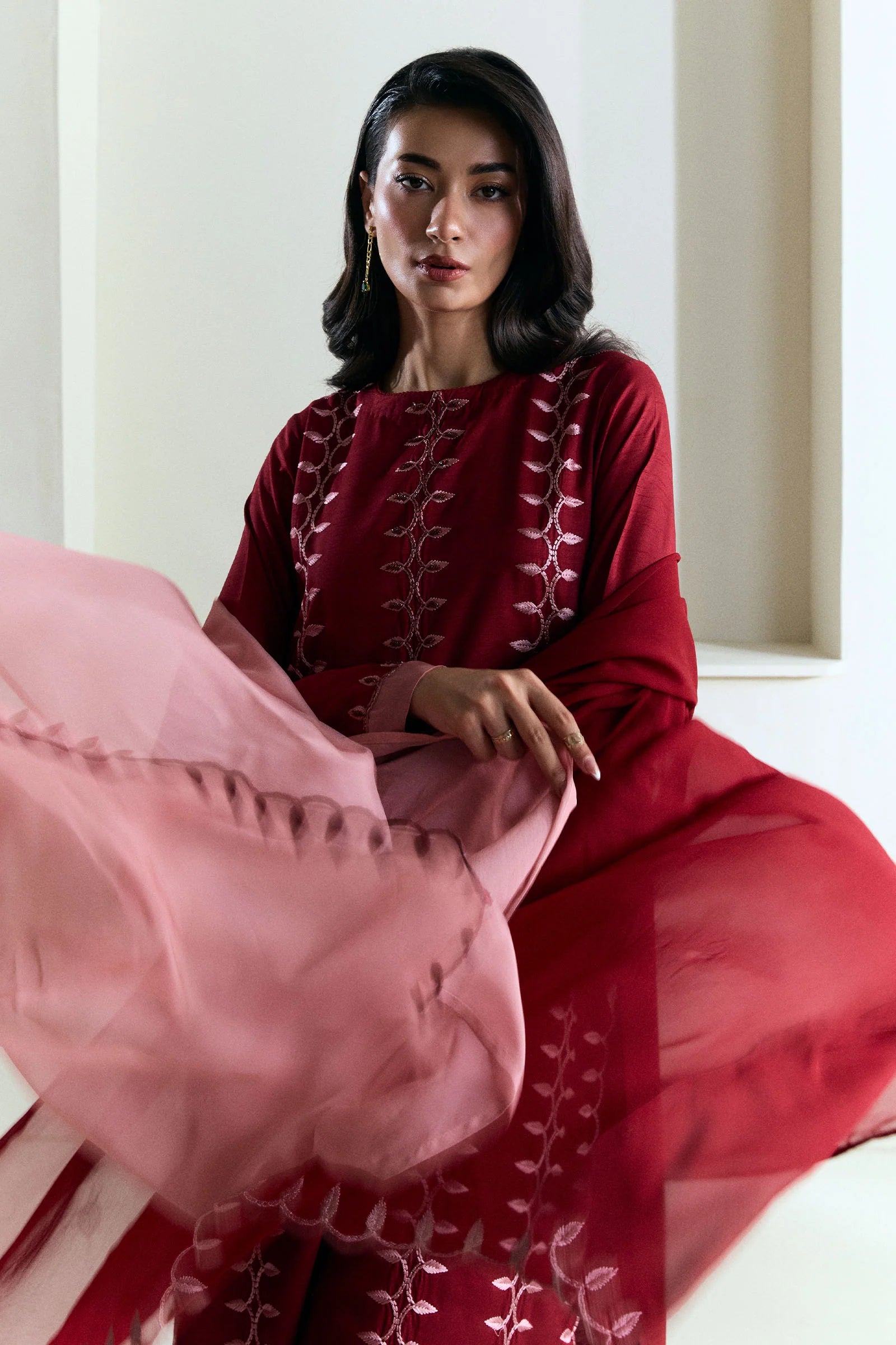 Zara Shahjahan 3Pc Embroidered Raw Silk Suit ZR25F0531 gulbuy.com