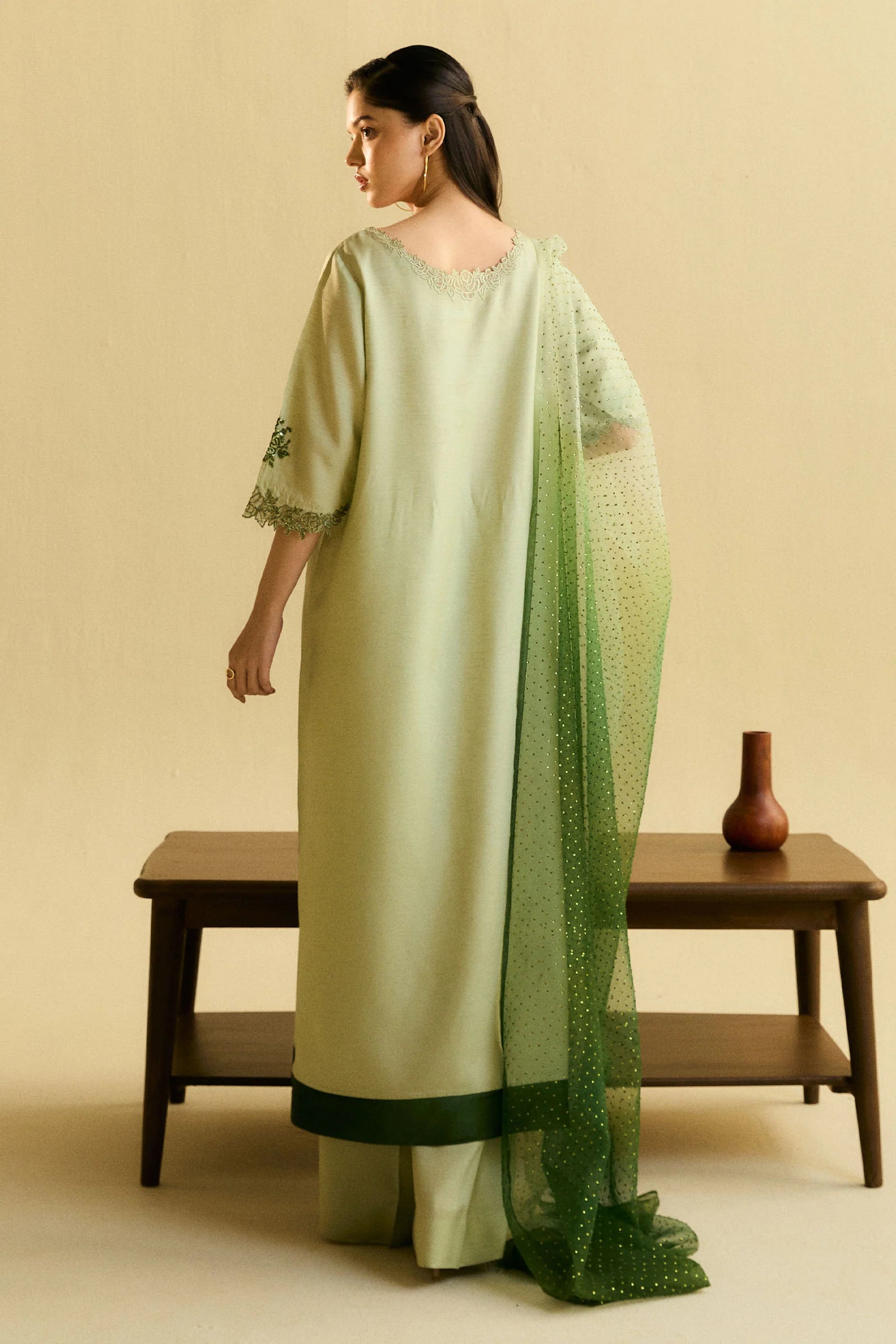 Zara Shahjahan 3Pc Embroidered Lawn Suit Kaori-1B gulbuy.com