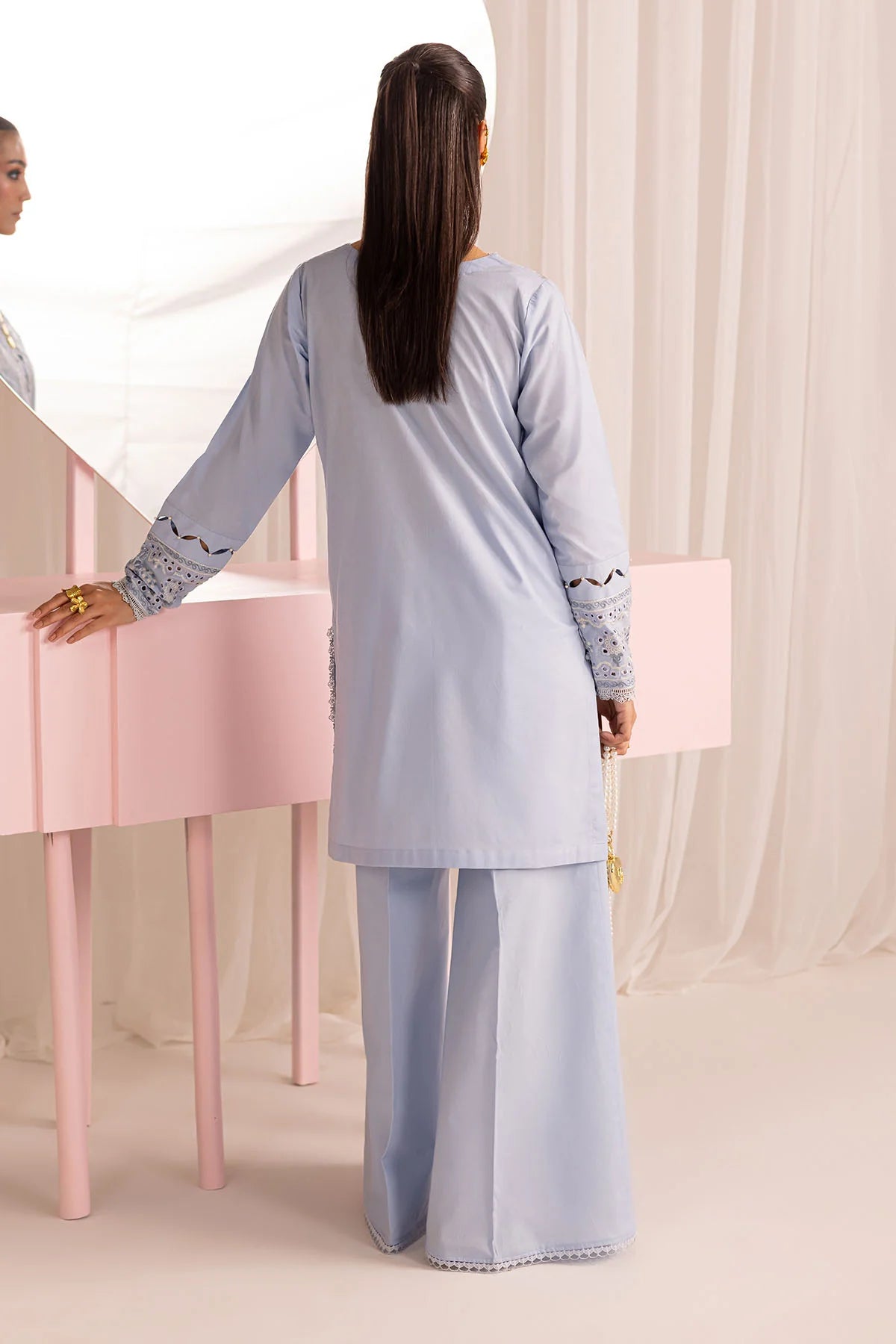 Nureh 2Pc Embroidered Lawn Suit NP-639 gulbuy.com