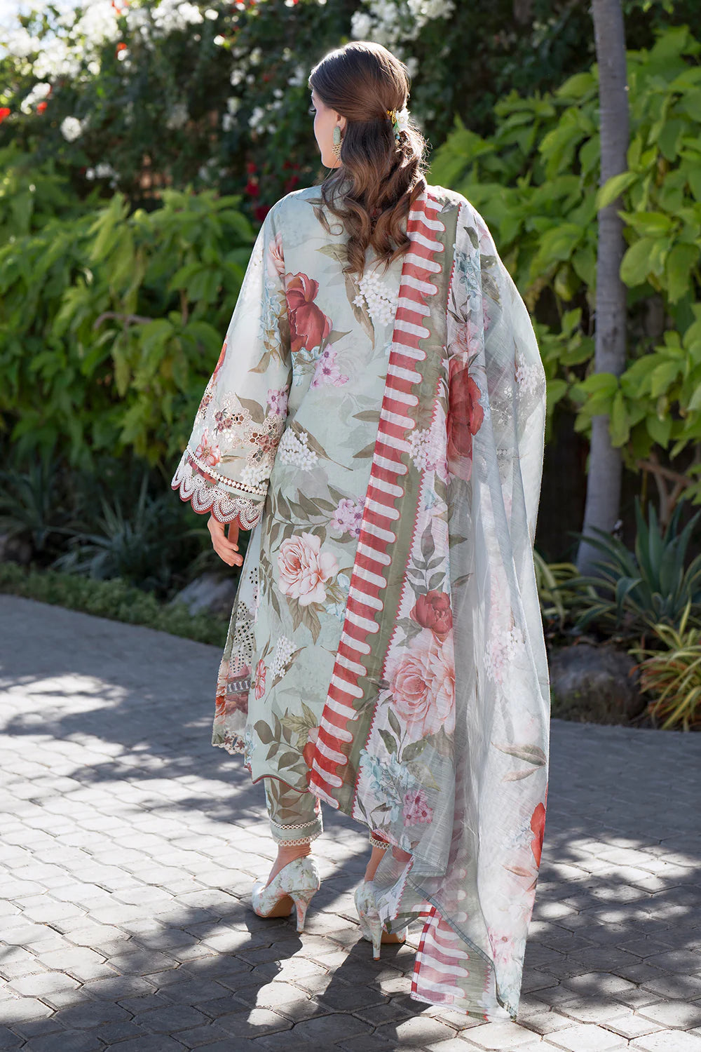 Baroque 3Pc Embroidered Lawn Suit UF-4071 gulbuy.com