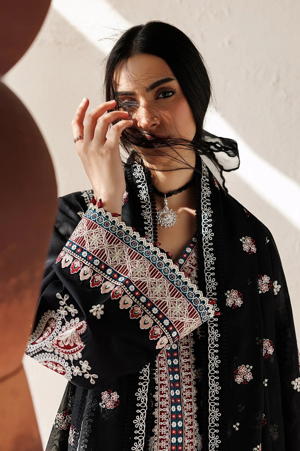 Baroque 3Pc Embroidered Lawn Suit UF-4519