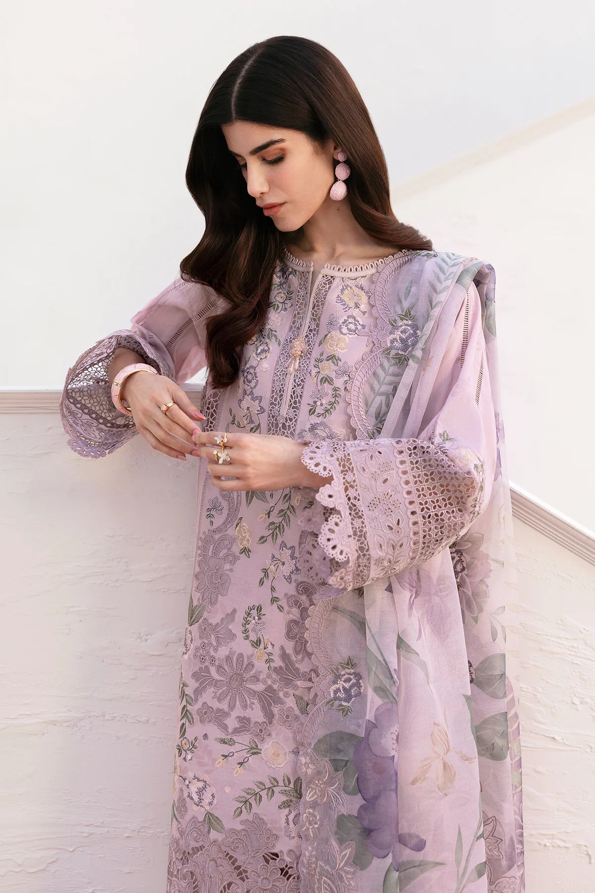 Baroque 3Pc Embroidered Lawn Suit EL-D08 gulbuy.com