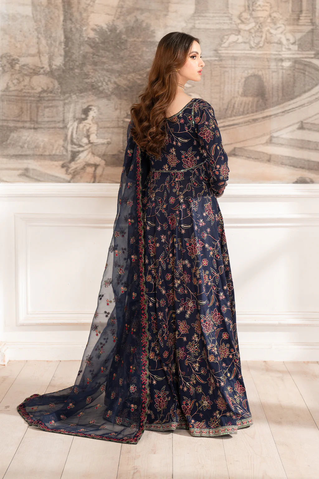 Iznik 3PC Embroidered Lawn Suit UE-205 gulbuy.com