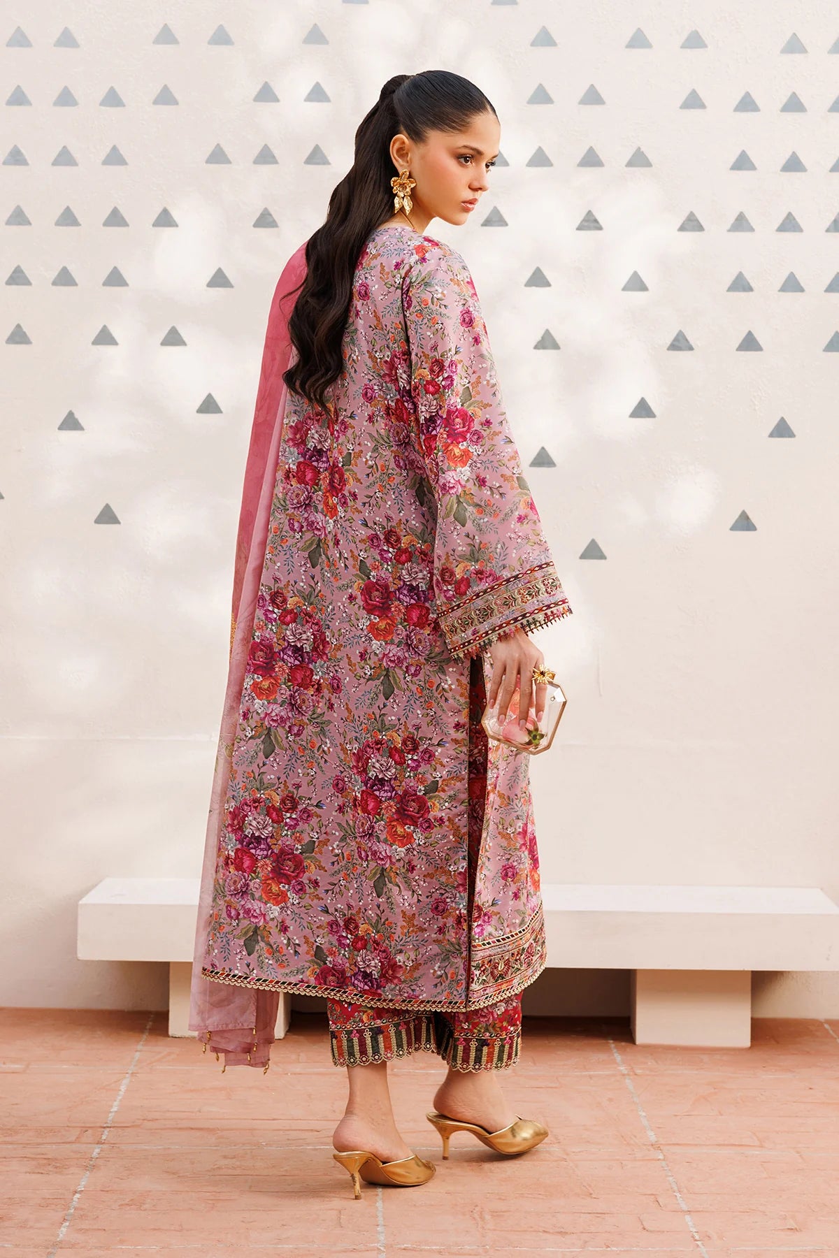Baroque 3Pc Embroidered Lawn Suit UF-4398
