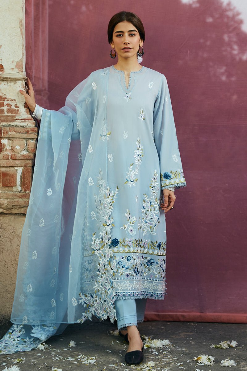 CROSS STITCH 3 PIECE EMBROIDERED LAWN SUIT (0124RTSPRTLWN0103)