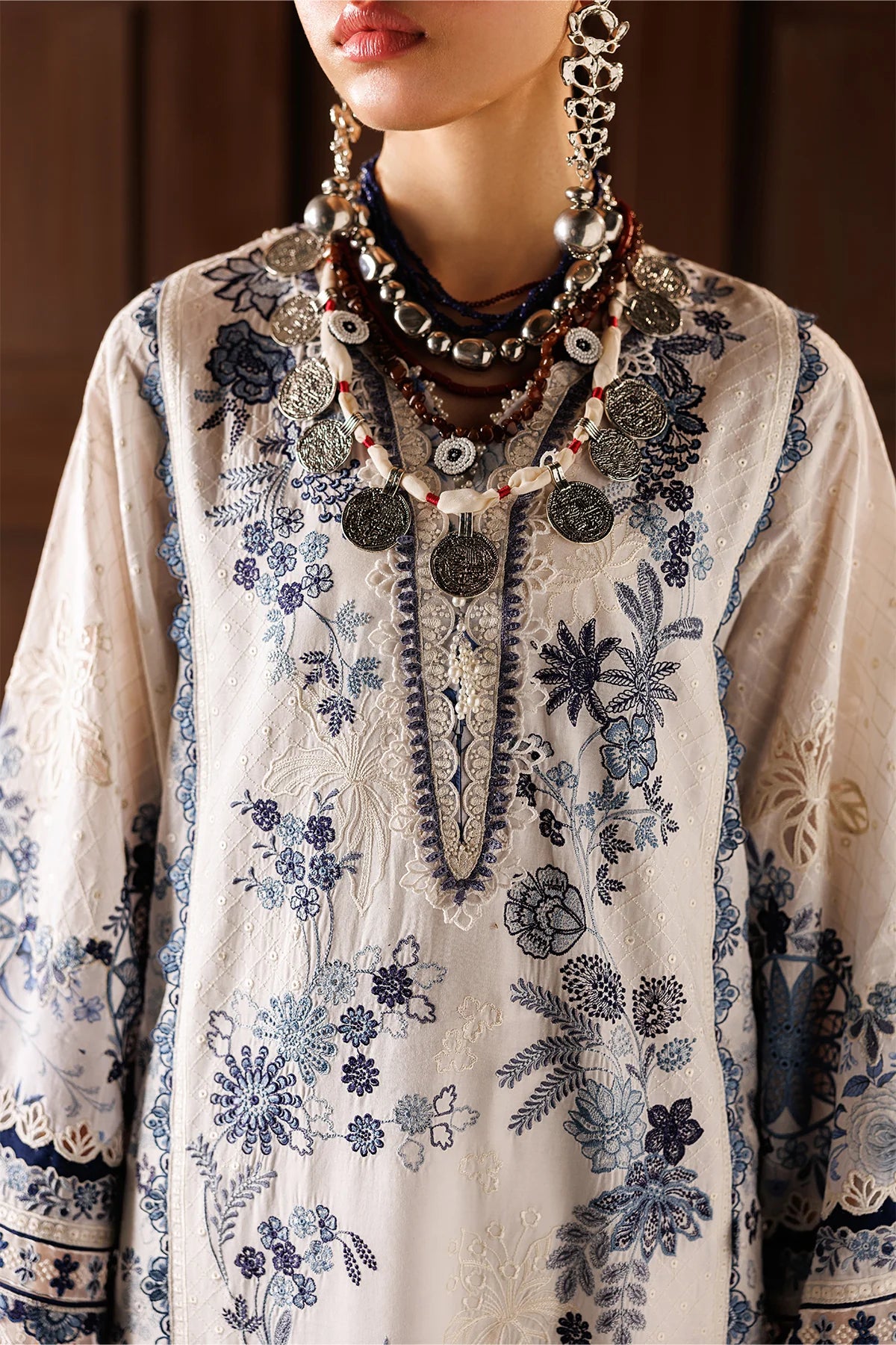 Baroque 3Pc Embroidered Lawn Suit EL26-D06