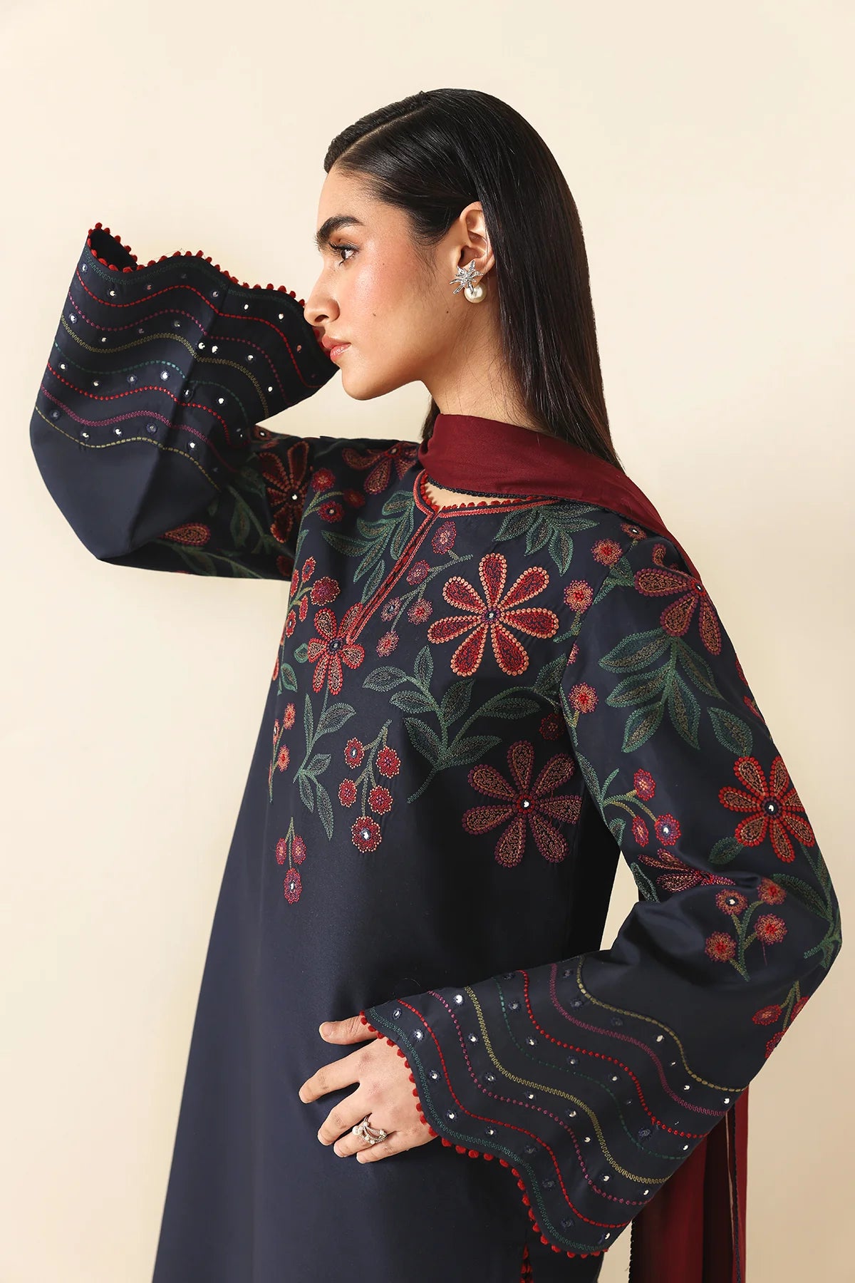 Jazmin 3Pc Embroidered Lawn Suit USE-9341